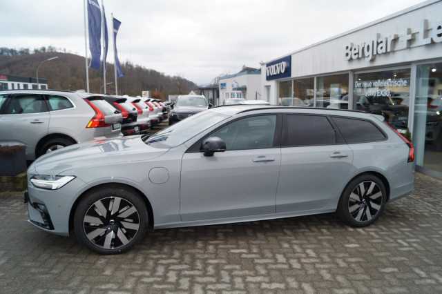 Volvo V90 AWD Dark Plus T6