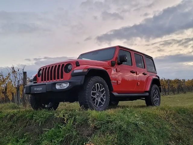 Jeep Wrangler 4xe Sahara