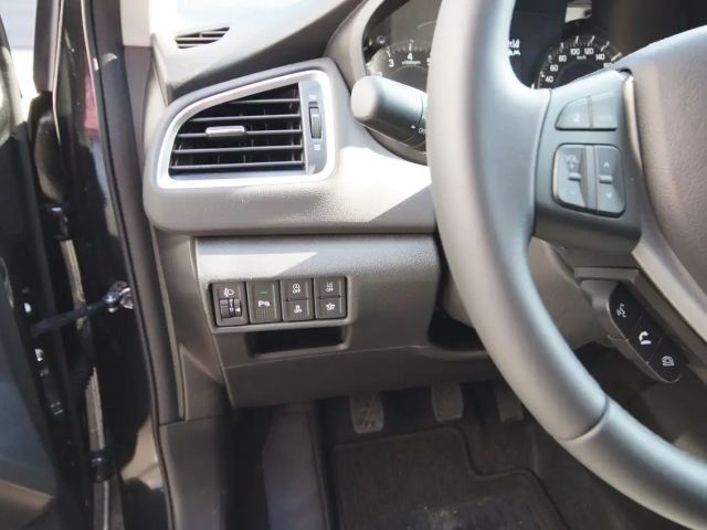 Suzuki S-Cross Hybrid