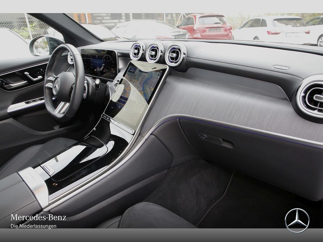 Mercedes-Benz GLC 300 4MATIC AMG Line GLC 300 d