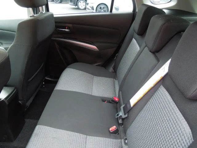 Suzuki SX4 S-Cross 4x4 GL Hybrid