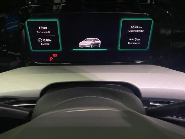 Volkswagen Golf Business DSG Variant