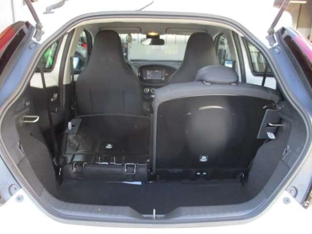 Toyota Aygo Hatchback Play VVT-i