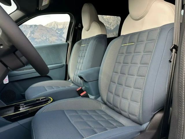 Fiat Grande Panda E La Prima