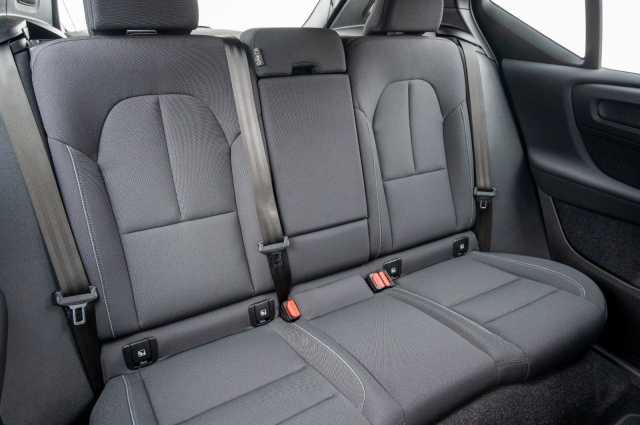 Volvo XC40 Core Recharge