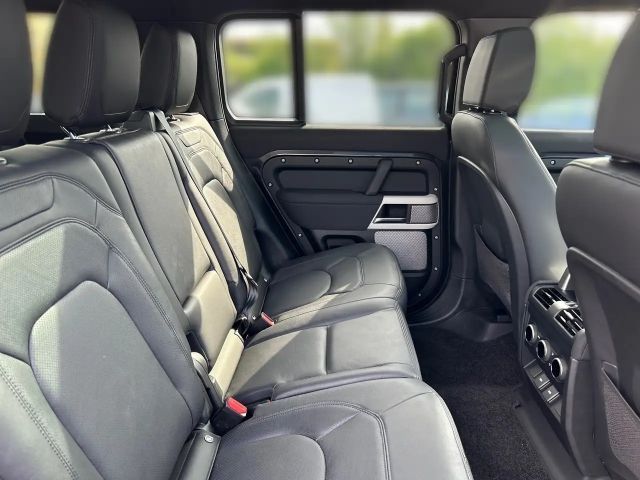 Land Rover Defender AWD D250 SE