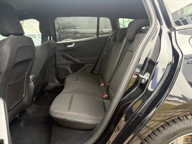 Ford Focus ST Line Wagon