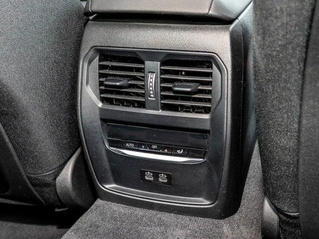 BMW 330 330e Touring