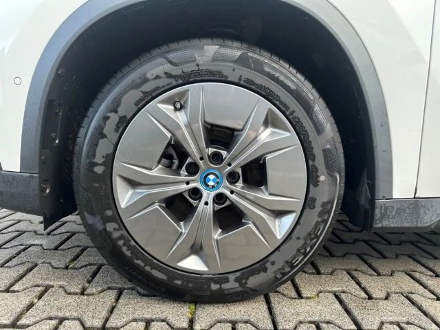 BMW iX1 xDrive