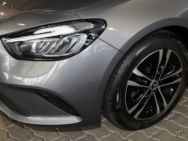 Mercedes-Benz B 200 KAMERA+CARPLAY+SPURHALTE+PDC+MBUX+LED+17"