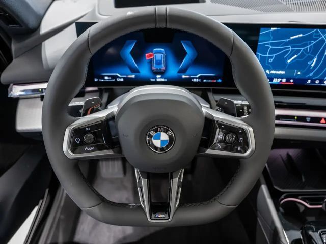 BMW 520 520d M-Sport Touring xDrive