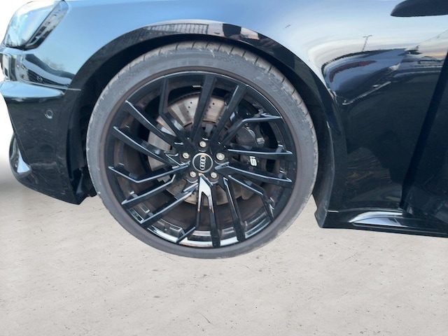 Audi RS4 Avant Quattro