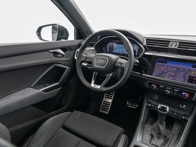 Audi Q3 35 TFSI S-Tronic