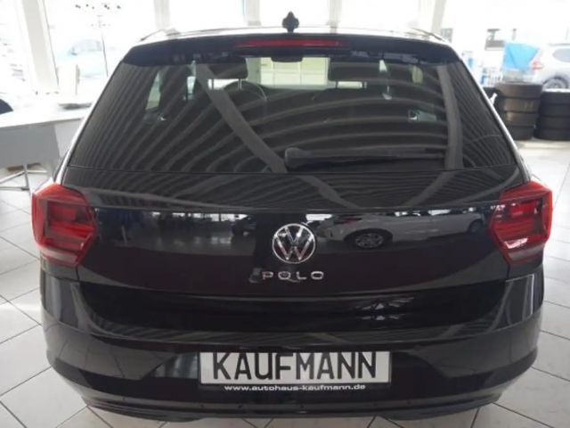 Volkswagen Polo POLO 1,0 TSI 110 PS UNITED NAVI KAMERA SHZ PDC APP