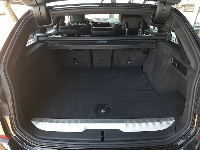 BMW 330 330e M-Sport Touring