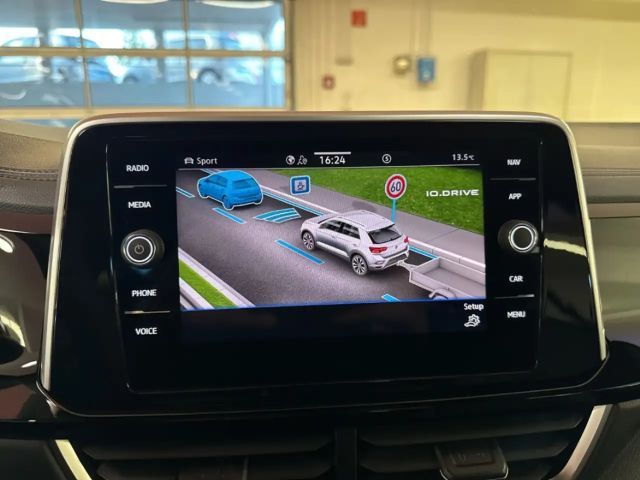 Volkswagen T-Roc 1.5 TSI DSG R-Line