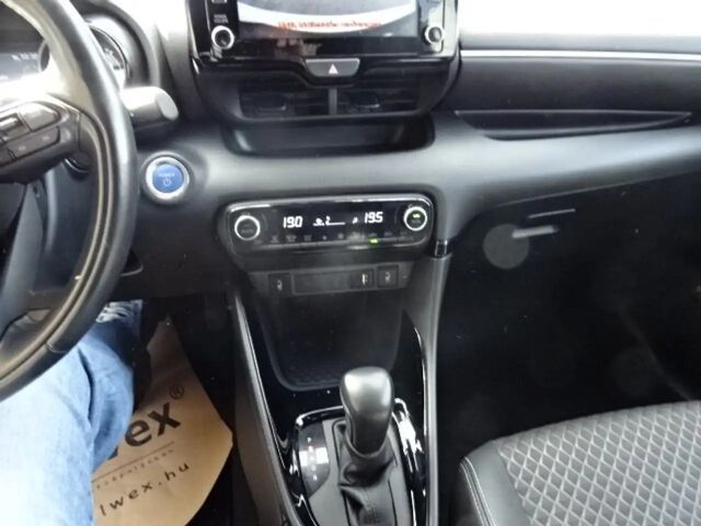 Toyota Yaris Hybride Style VVT-i