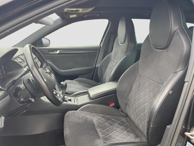 Skoda Superb Combi Sportline iV