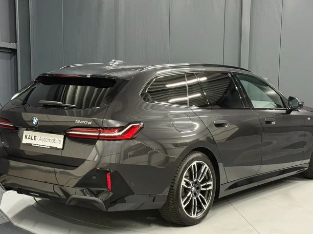 BMW 520 520d M-Sport Touring