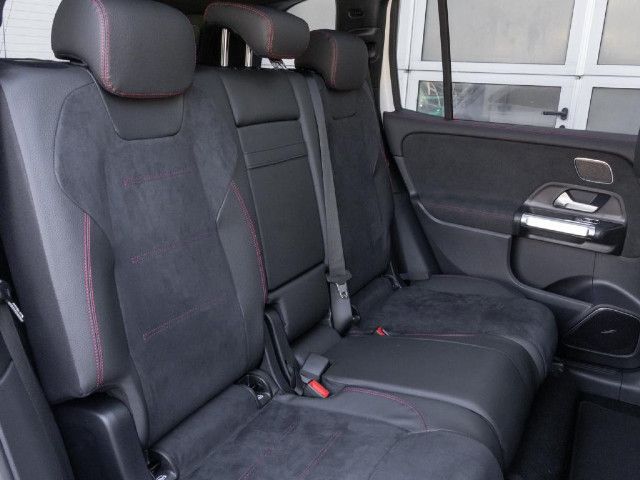 Mercedes-Benz GLB 250 4MATIC