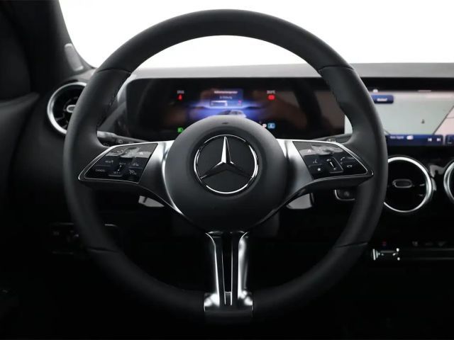 Mercedes-Benz GLA 180 Progressive