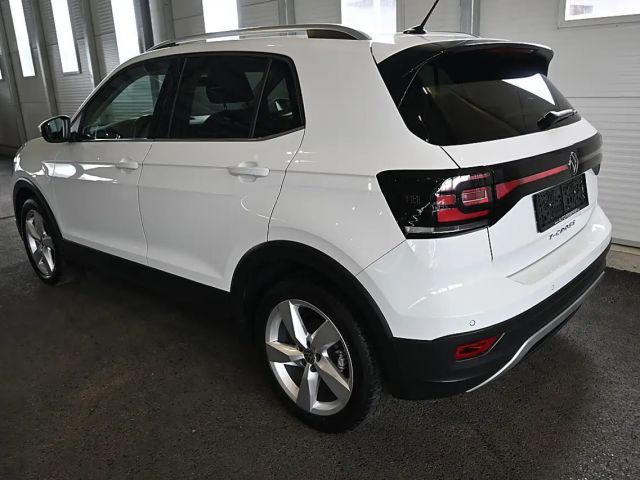 Volkswagen T-Cross Style
