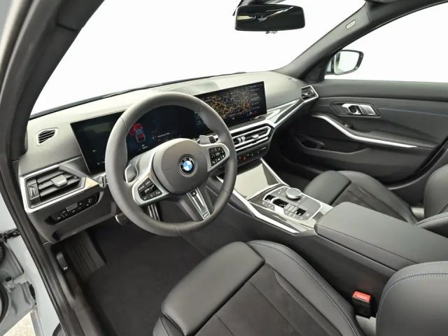 BMW 320 320i M-Sport Sedan xDrive