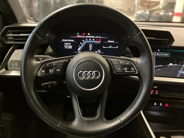 Audi A3 30 TFSI S-Tronic Sedan