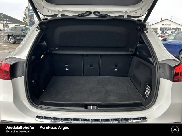 Mercedes-Benz GLA 200 AMG Line