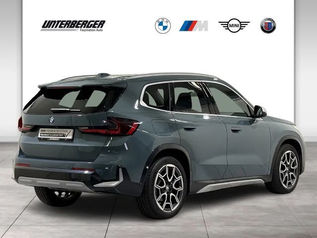 BMW X1 xDrive23i xLine AHK ACC 360° HUD HK eSitze