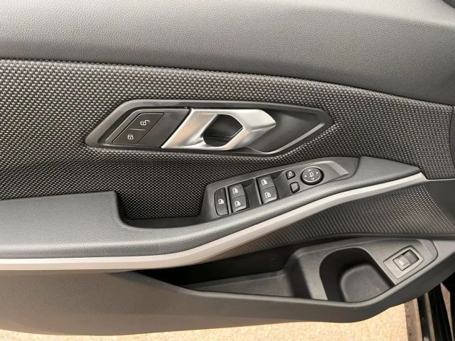 BMW 320 320d Touring xDrive