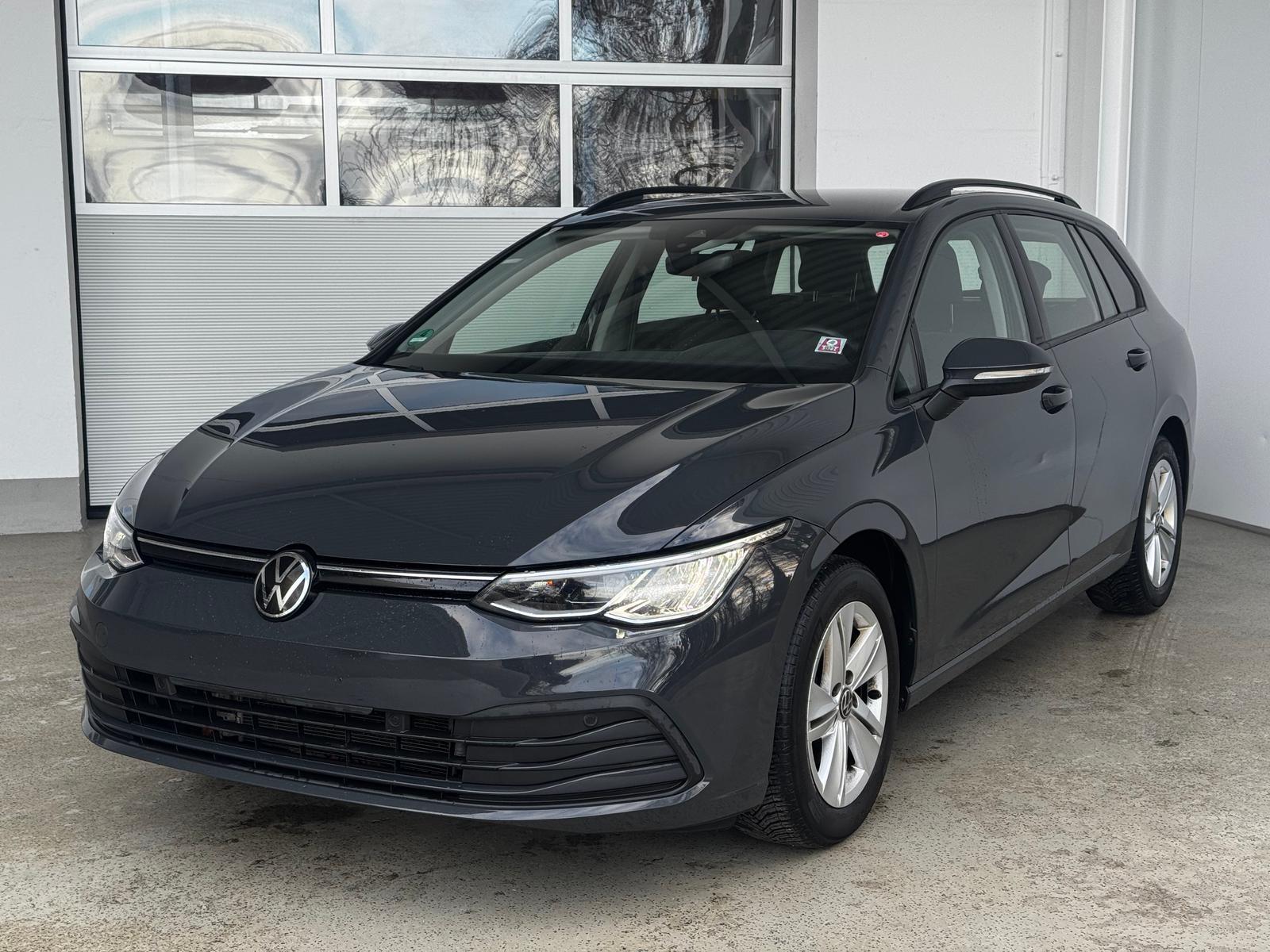 Volkswagen Golf 1.5 TSI DSG Life Variant