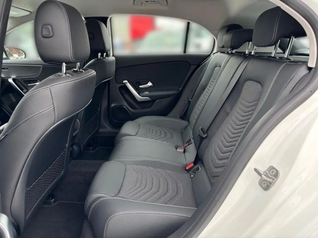 Mercedes-Benz A 180 Progressive