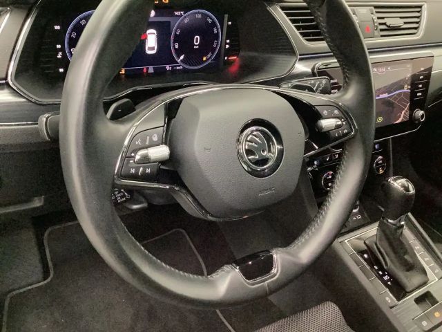 Skoda Superb 2.0 TDI Combi Style Style