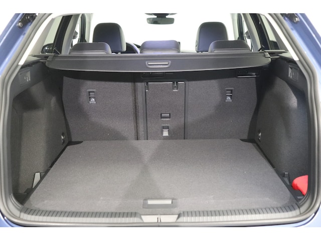 Volkswagen Golf 1.5 eTSI DSG Variant