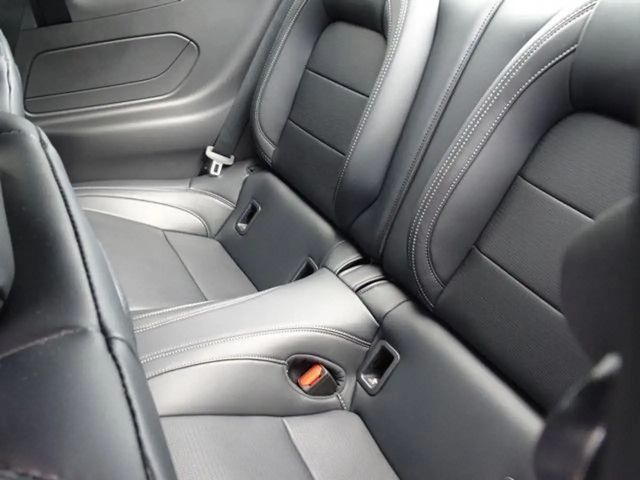 Ford Mustang Fastback GT 5.0 V8