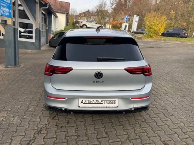 Volkswagen Golf 1.5 TSI R-Line