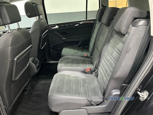 Volkswagen Touran DSG Highline R-Line