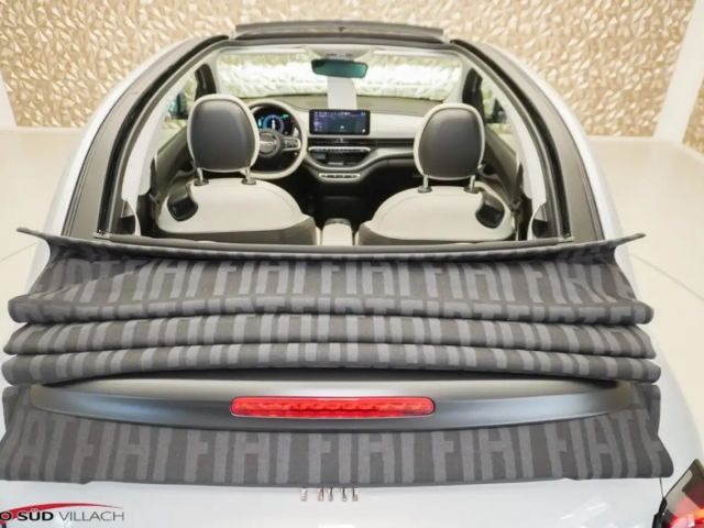 Fiat 500e 42 kWh La Prima