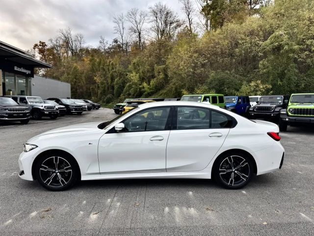 BMW 318 318i M-Sport Sedan