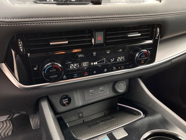 Nissan X-trail 1.5VC-T MHEV 163PS  N-Conn. HUD PANO NAVI