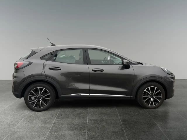 Ford Puma EcoBoost Titanium