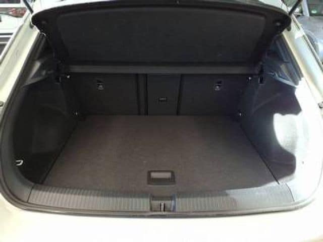 Volkswagen T-Roc 1.5 TSI DSG R-Line