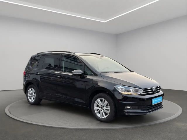 Volkswagen Touran 1.5 TSI Comfortline