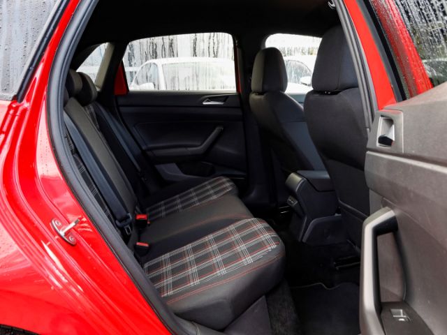 Volkswagen Polo 2.0 TSI DSG GTI