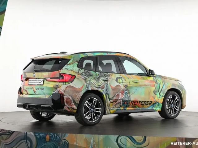 BMW iX1 xDrive30