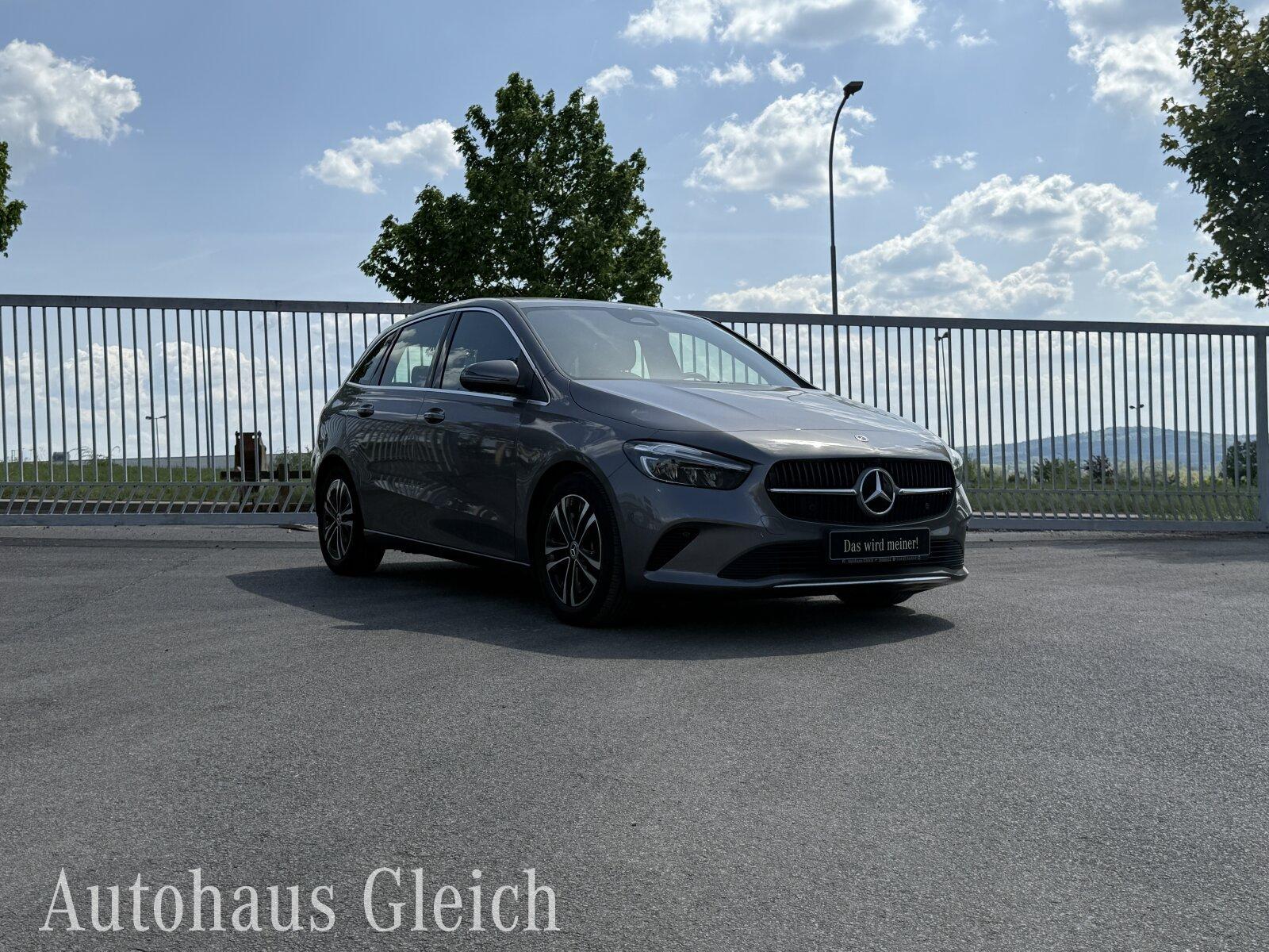 Mercedes-Benz B 200 Progressive Sedan