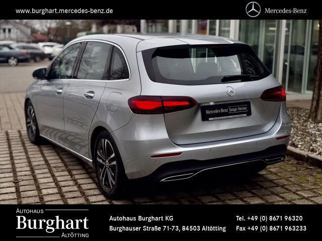 Mercedes-Benz B 180 Progressive