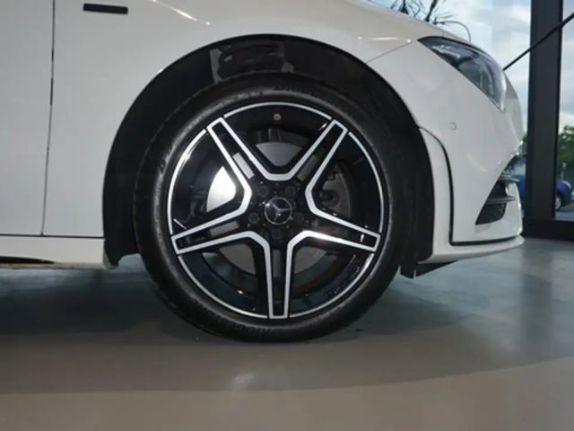 Mercedes-Benz CLA 250 AUTOMATIK+LEDER+NAVI+LED+DIGITALER TACHO