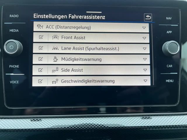 Volkswagen T-Cross R-Line Style